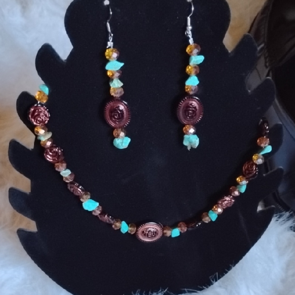 Hand Crafted Turquoise and Australian Crystal Necklace Set